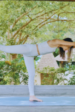 Brassière croisée - Blanc cassé – Image 3