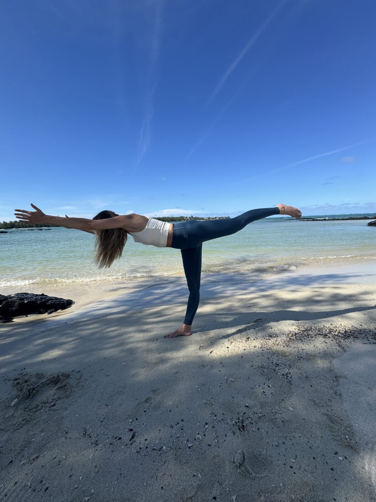 Brassière croisée - Blanc cassé – Image 7