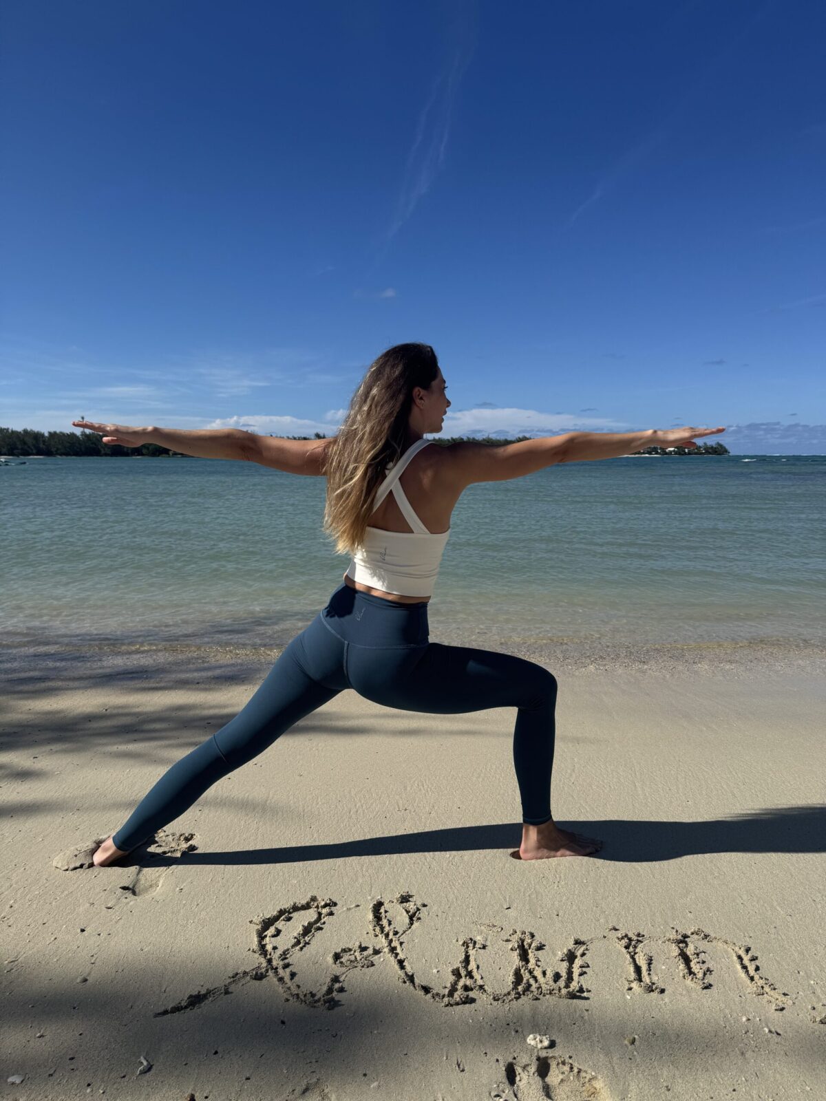 Brassière croisée - Blanc cassé – Image 8