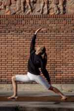 Sweat warrior noir guerrier 2