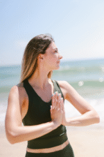 Brassière asymétrique - Vert forêt – Image 10