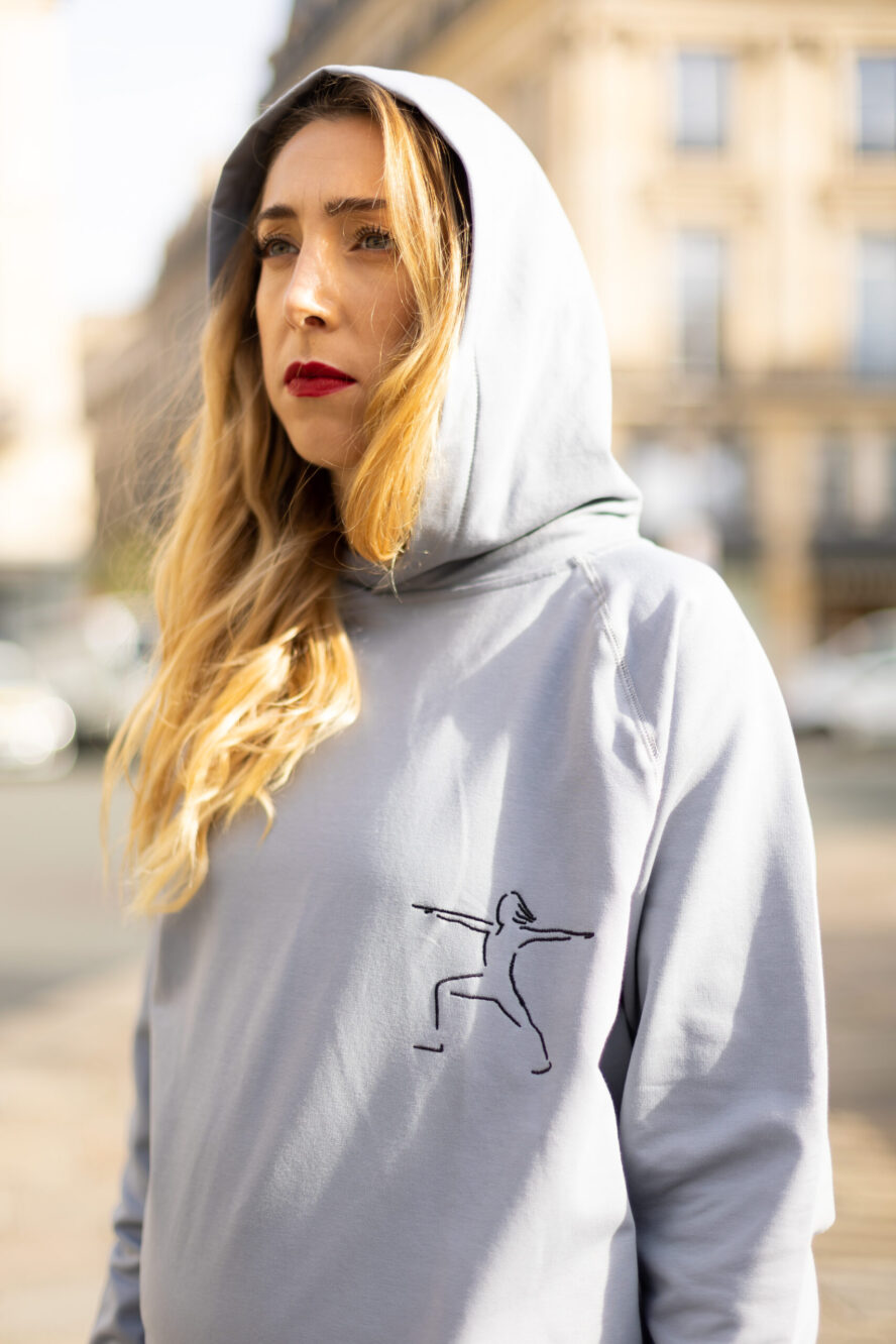 Sweat capuche gris bleu guerrier 2