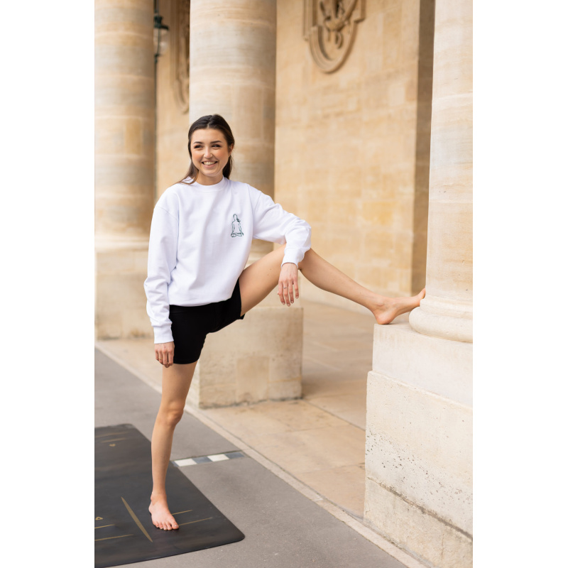 Sweat blanc lotus padmasana