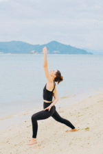 Brassière asymétrique - Noir – Image 6