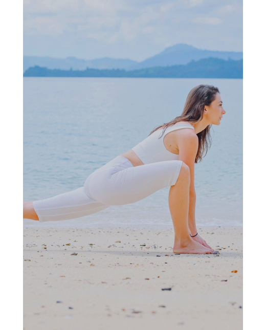 brassiere-en-u-blanc-casse2 Legging cycliste taille haute - Blanc cassé – Image 7