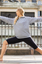 Sweat à capuche Guerrier no. 2 - Bleu grisé – Image 2